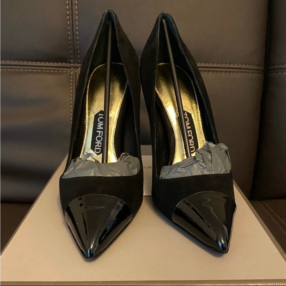 Tom Ford black suede and patent leather heels. - Picture 2 of 8
